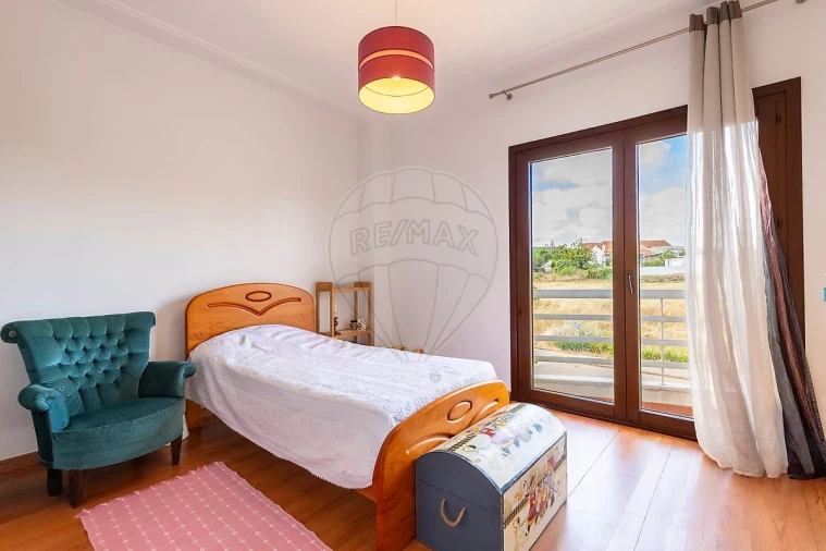 Apartamento T3 para Venda em Campelos e Outeiro da Cabeça Foto 15