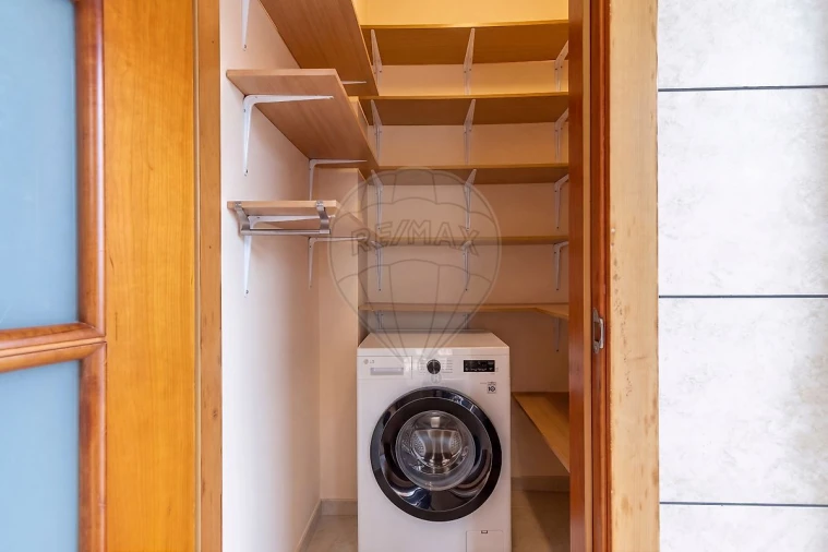 Apartamento T3 para Venda em Campelos e Outeiro da Cabeça Foto 6