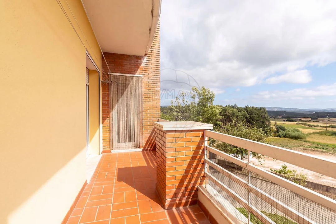 Apartamento T3 para Venda em Campelos e Outeiro da Cabeça Foto 8