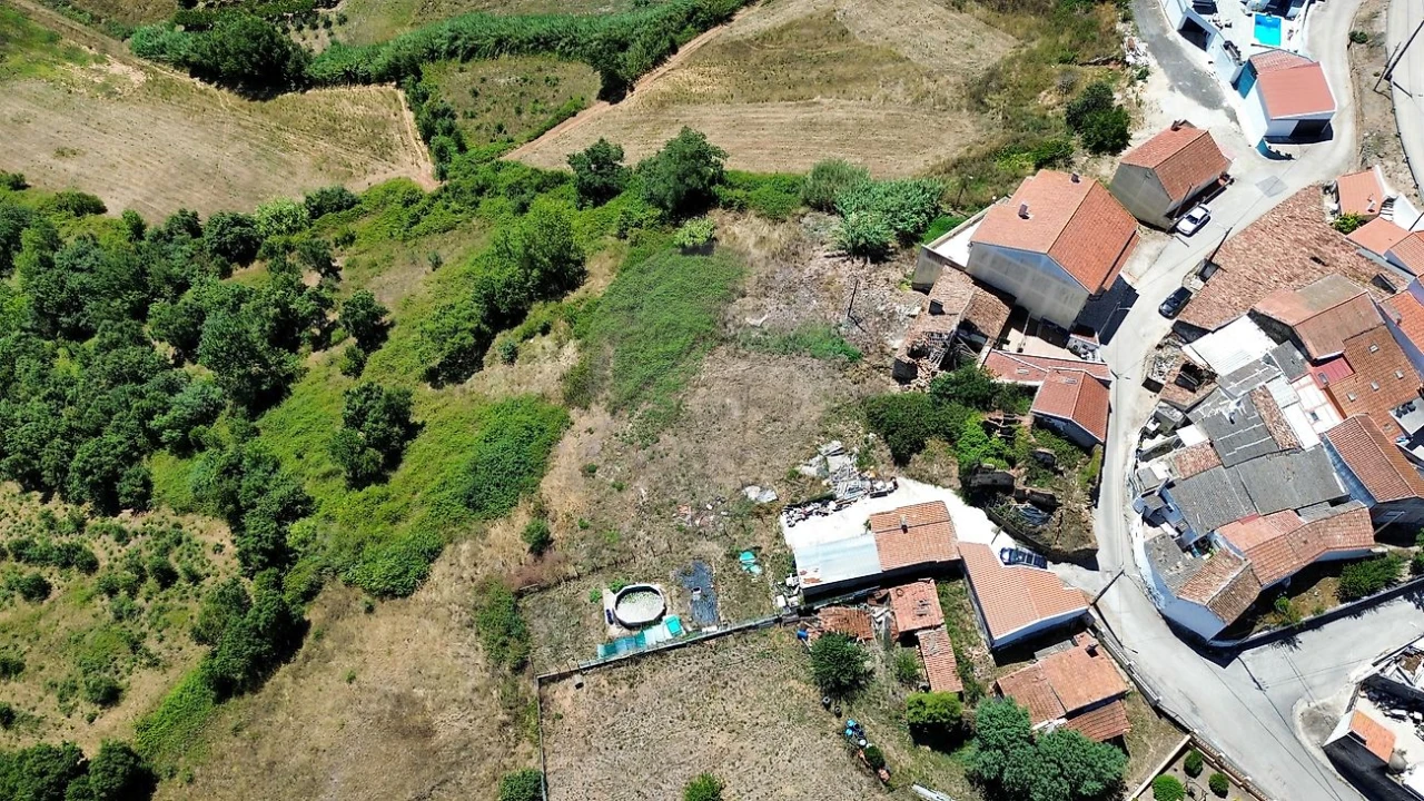 Terreno para Venda em Azueira e Sobral da Abelheira Foto 2
