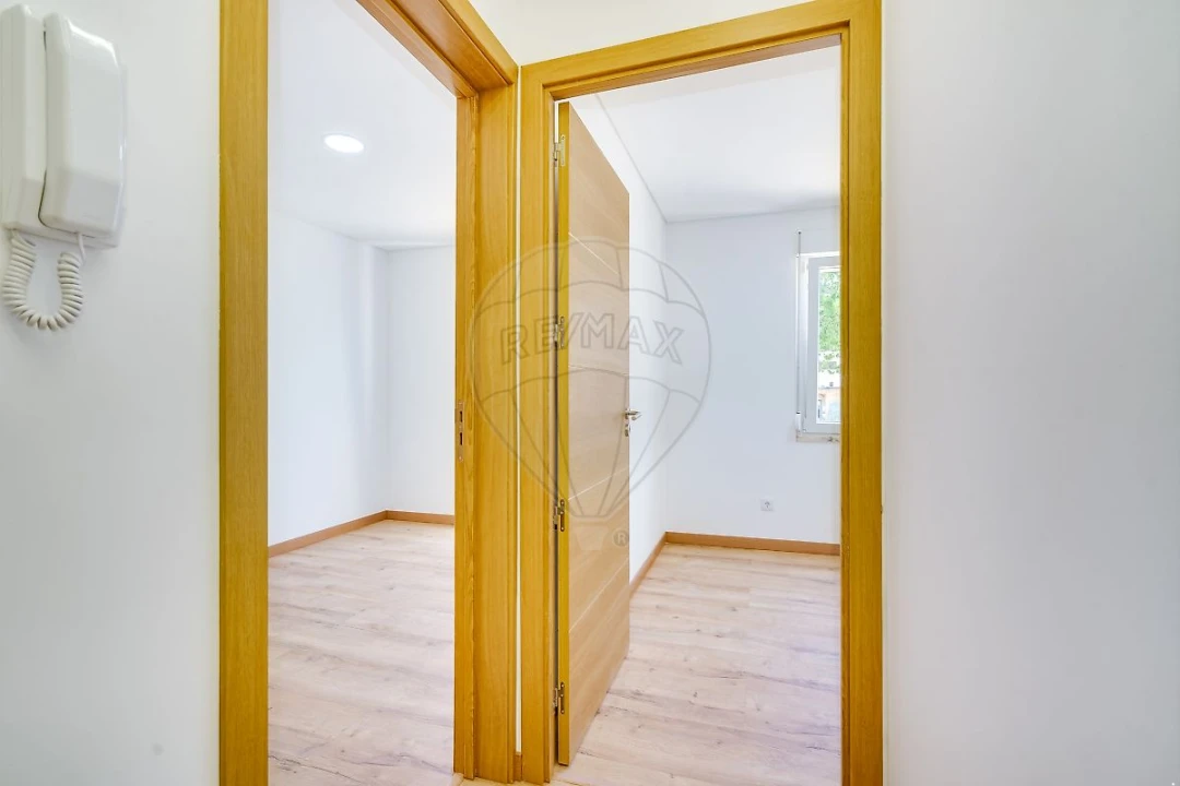 Apartamento T3 para Venda em Vialonga Foto 10