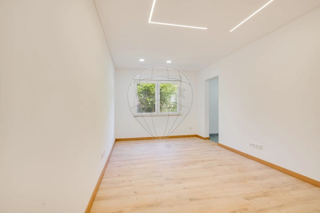 Apartamento T3 para Venda em Vialonga Foto 17
