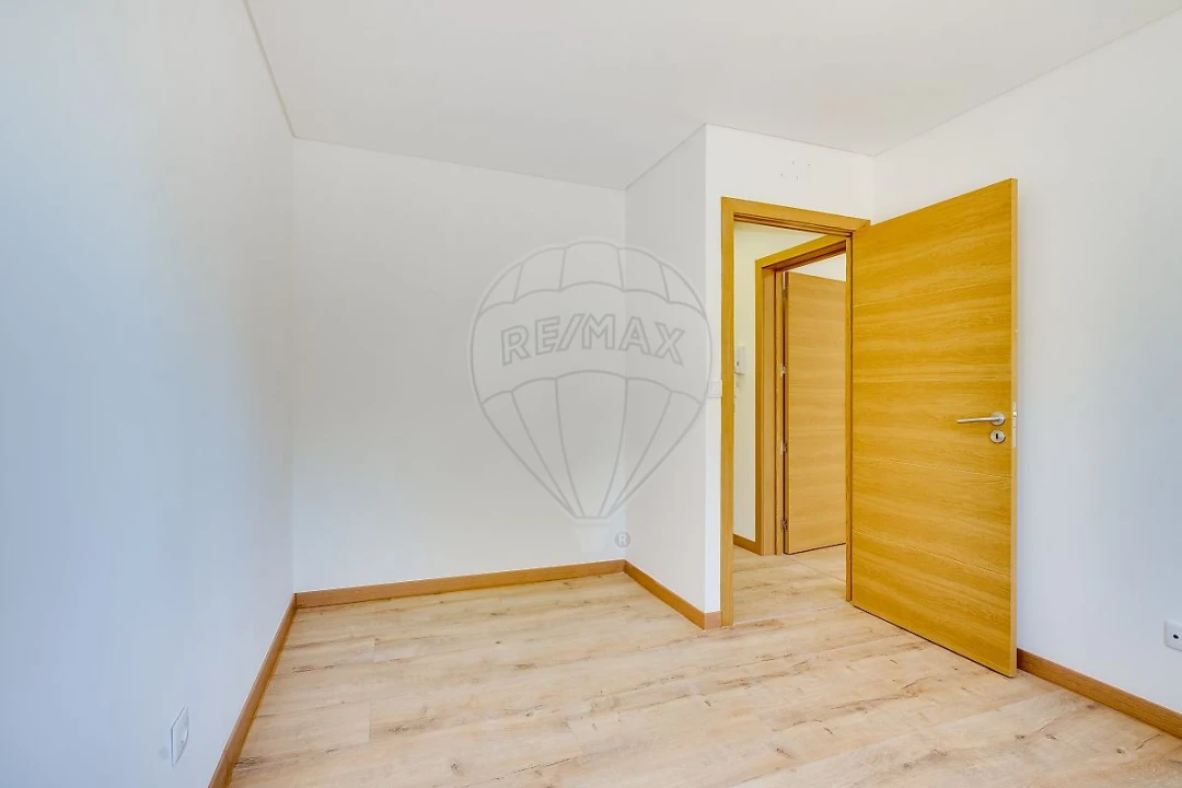 Apartamento T3 para Venda em Vialonga Foto 6