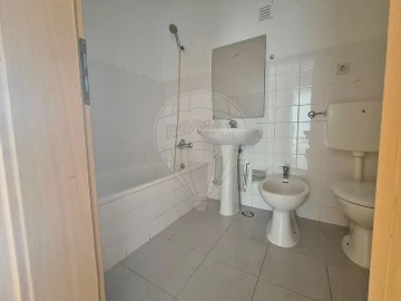 Apartamento T2 para Venda em Mina de Água