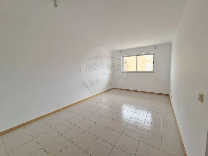 Apartamento T2 para Venda em Mina de Água Foto 15