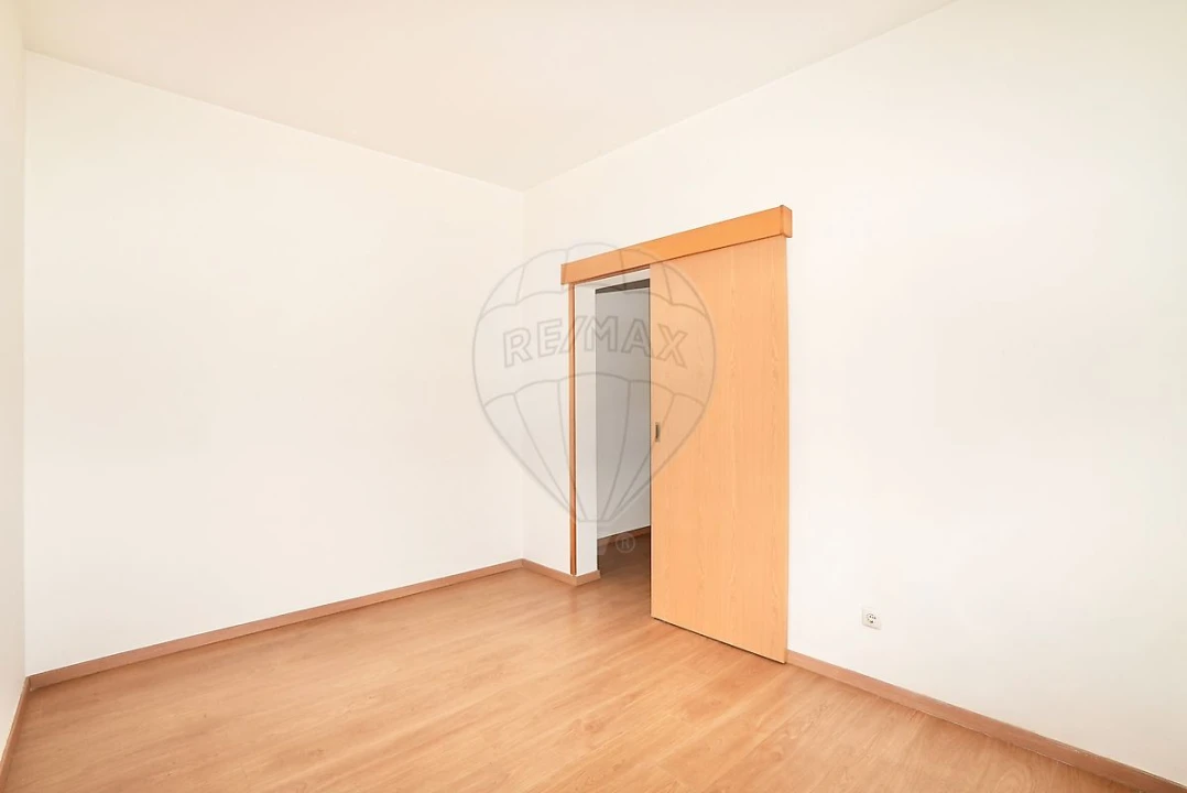 Apartamento T1 para Venda em Arroios Foto 10