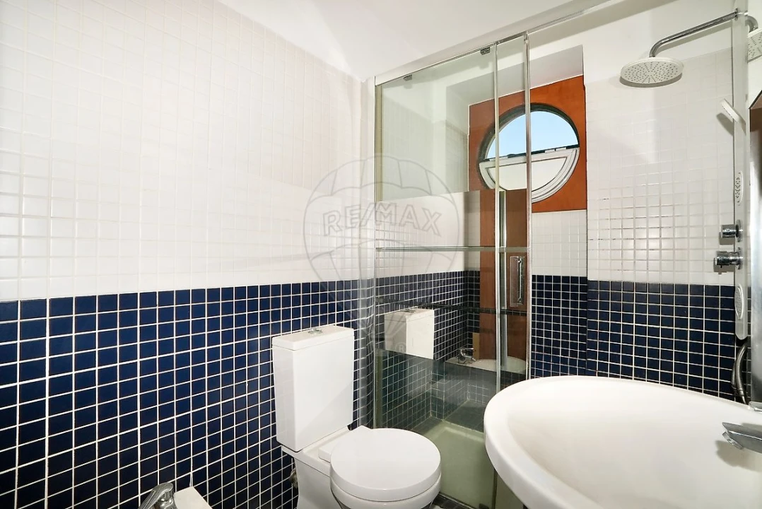 Apartamento T1 para Venda em Arroios Foto 11
