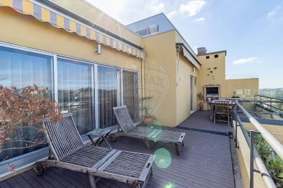 Apartamento T4 para Venda em São João da Madeira