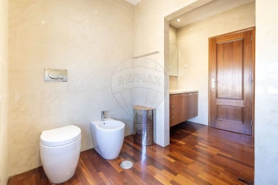 Apartamento T4 para Venda em São João da Madeira
