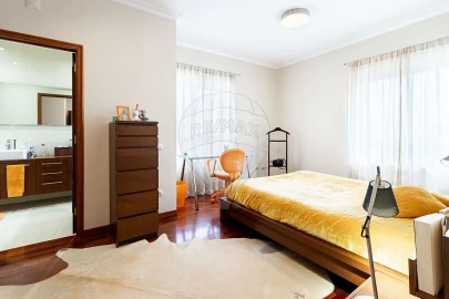Apartamento T4 para Venda em São João da Madeira