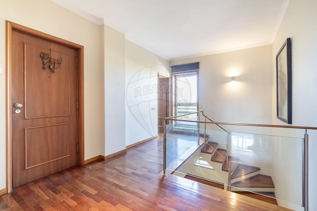 Apartamento T4 para Venda em São João da Madeira Foto 22