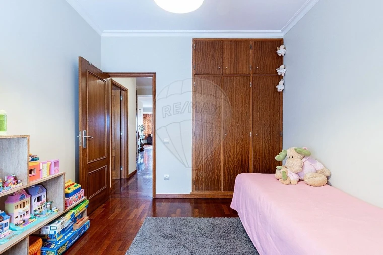 Apartamento T4 para Venda em São João da Madeira Foto 15