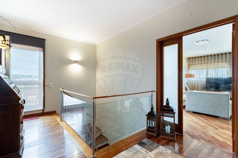 Apartamento T4 para Venda em São João da Madeira Foto 19