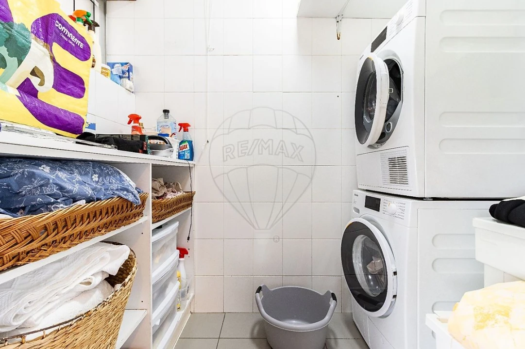 Apartamento T4 para Venda em São João da Madeira Foto 35