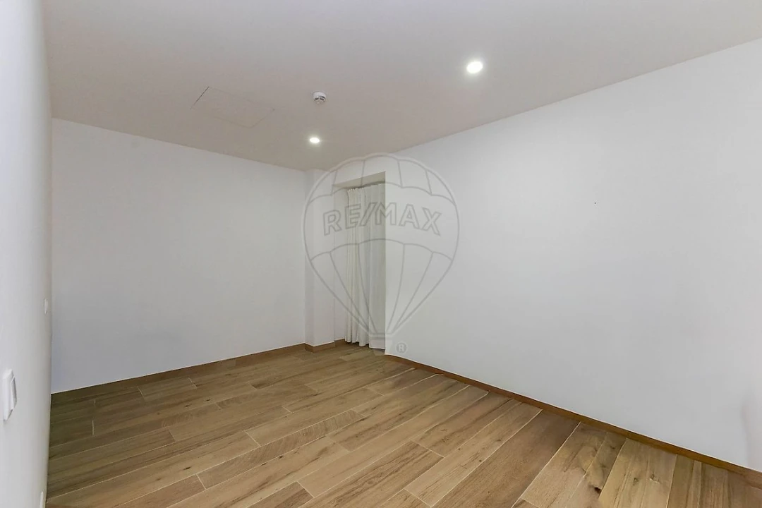 Apartamento T2 para Venda em Bonfim Foto 6
