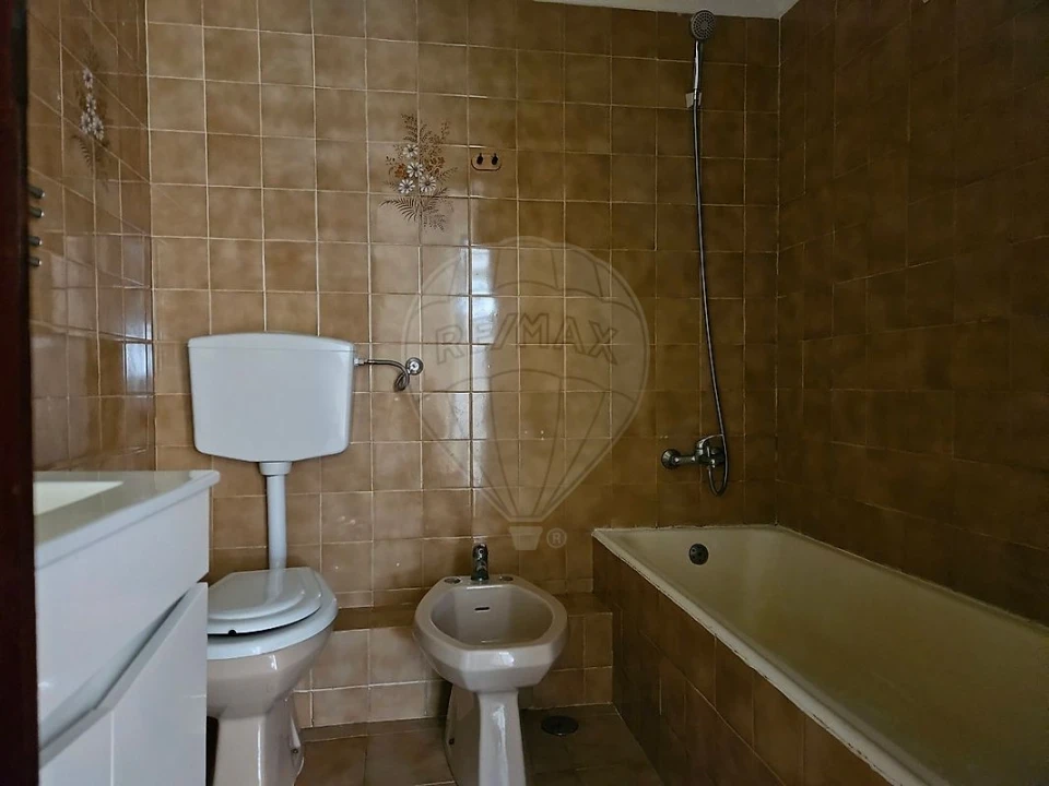 Apartamento T2 para Venda em Corroios Foto 4