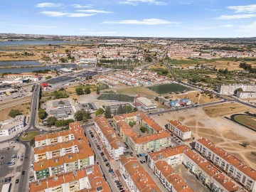 Apartamento T2 para Venda em Baixa da Banheira e Vale da Amoreira