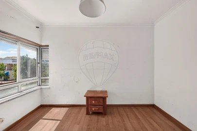 Apartamento T2 para Venda em Baixa da Banheira e Vale da Amoreira