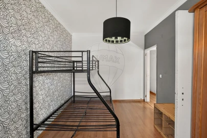 Apartamento T2 para Venda em Baixa da Banheira e Vale da Amoreira