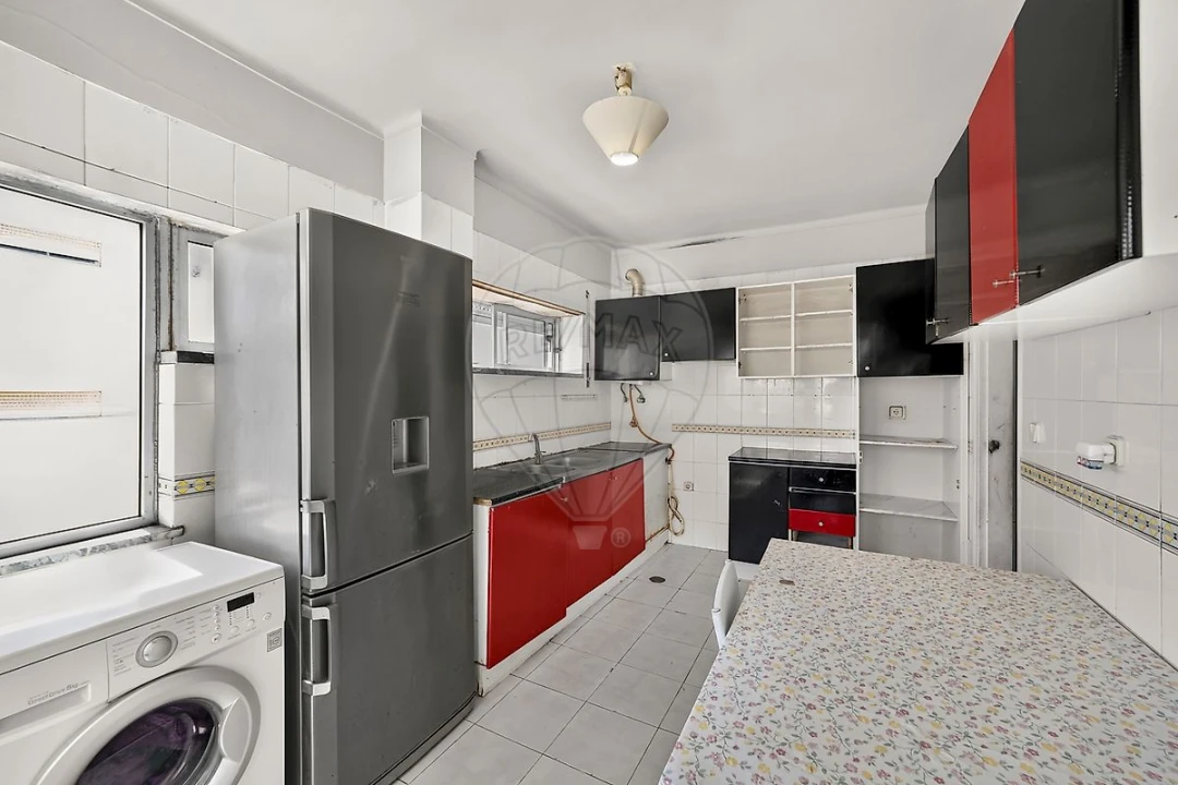 Apartamento T2 para Venda em Baixa da Banheira e Vale da Amoreira Foto 7