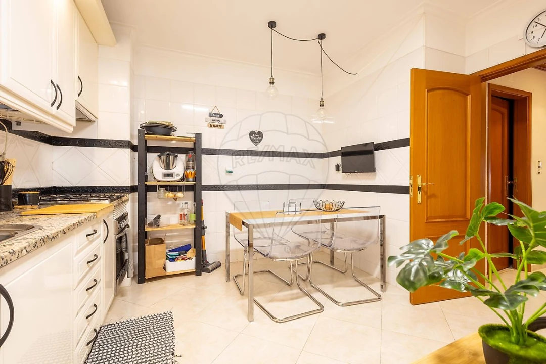 Apartamento T2 para Venda em Alenquer (Santo Estêvão e Triana) Foto 17