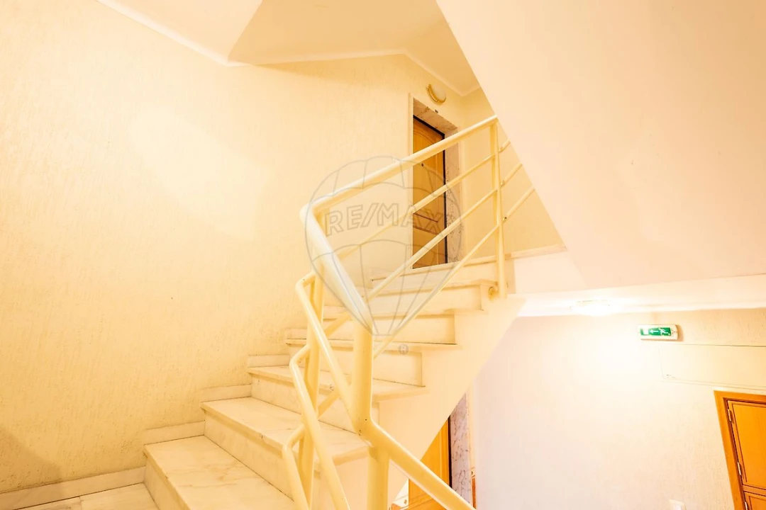 Apartamento T2 para Venda em Alenquer (Santo Estêvão e Triana) Foto 1