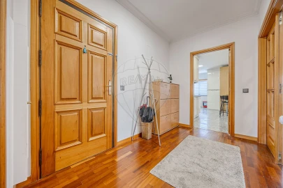 Apartamento T3 para Venda em Cidade da Maia