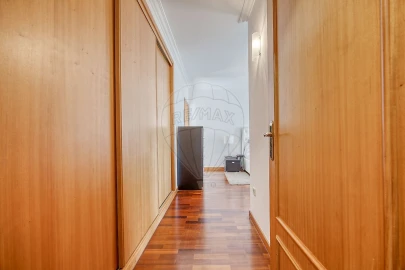 Apartamento T3 para Venda em Cidade da Maia