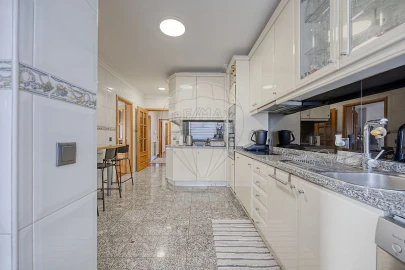 Apartamento T3 para Venda em Cidade da Maia