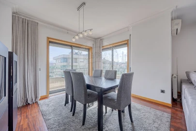 Apartamento T3 para Venda em Cidade da Maia