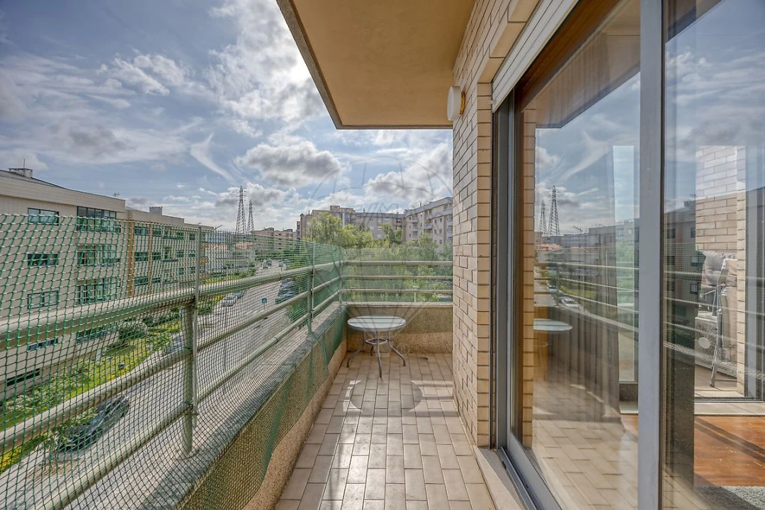 Apartamento T3 para Venda em Cidade da Maia Foto 30
