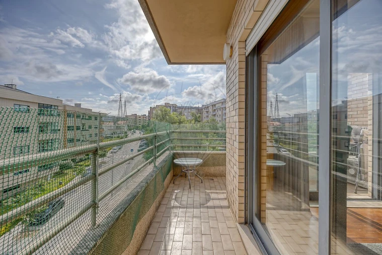 Apartamento T3 para Venda em Cidade da Maia Foto 30