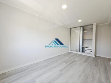 Apartamento T4 para Venda em Amora