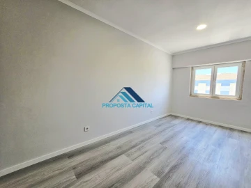 Apartamento T4 para Venda em Amora