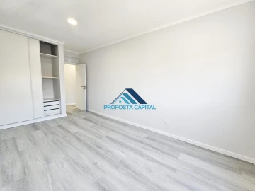 Apartamento T4 para Venda em Amora