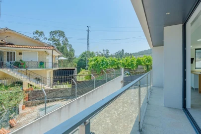 Moradia T4 para Venda em Macieira de Cambra