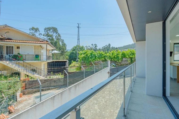 Moradia T4 para Venda em Macieira de Cambra Foto 30