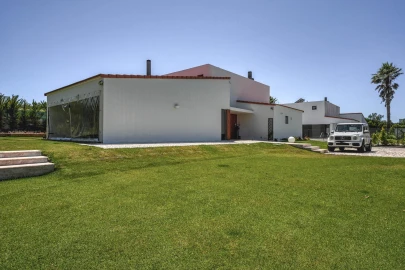 Moradia T5 para Venda em Barcarena