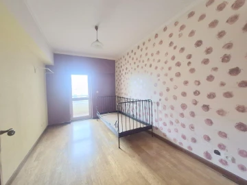 Apartamento T3 para Venda em Carregado e Cadafais