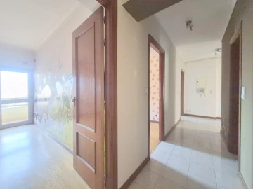 Apartamento T3 para Venda em Carregado e Cadafais
