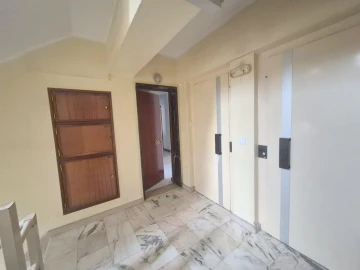 Apartamento T3 para Venda em Carregado e Cadafais
