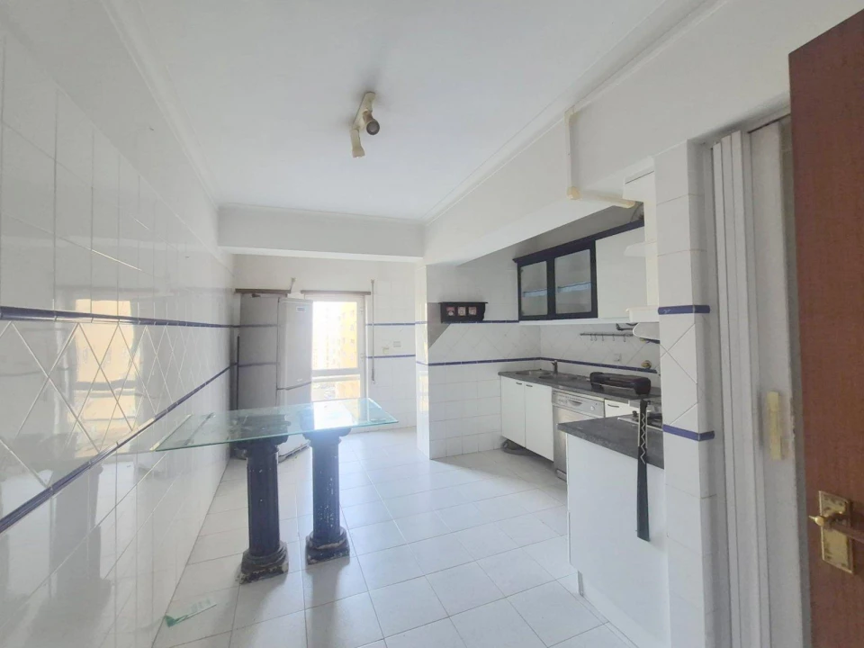 Apartamento T3 para Venda em Carregado e Cadafais Foto 2