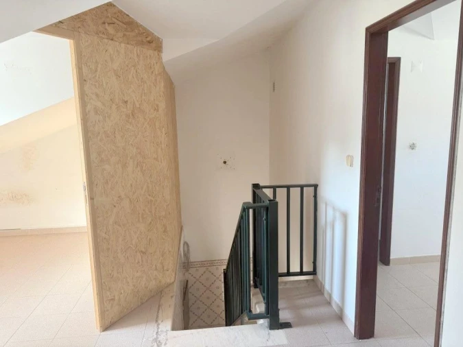 Apartamento T2 para Venda em Arruda dos Vinhos Foto 15
