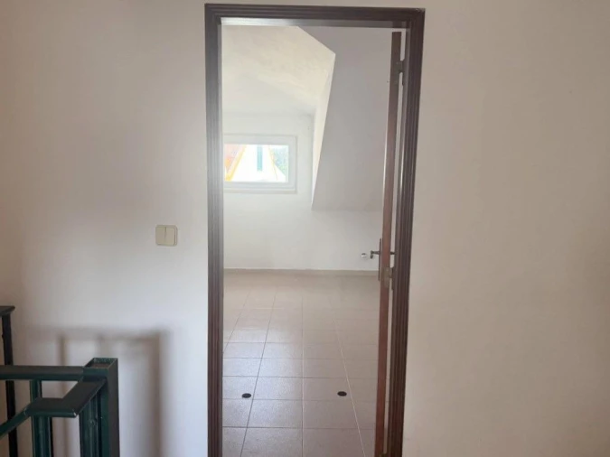 Apartamento T2 para Venda em Arruda dos Vinhos Foto 20