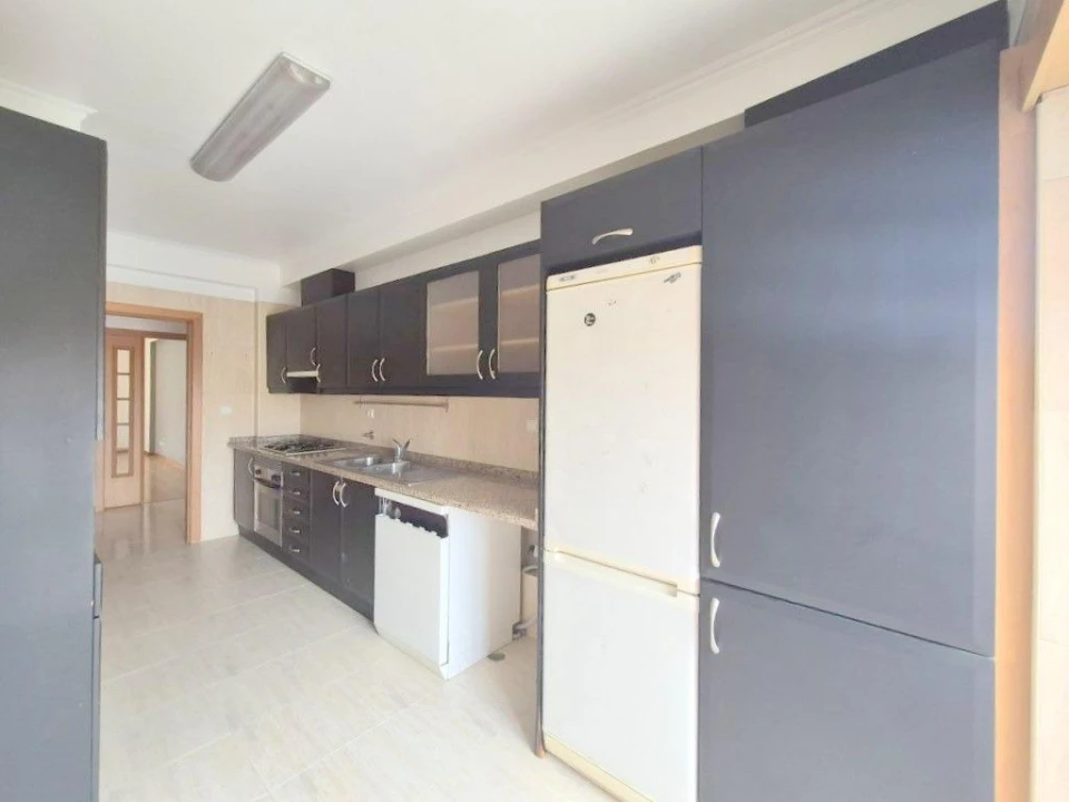 Apartamento T2 para Venda em Laranjeiro e Feijó Foto 3