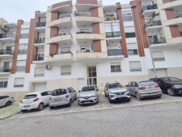 Apartamento T2 para Venda em Laranjeiro e Feijó