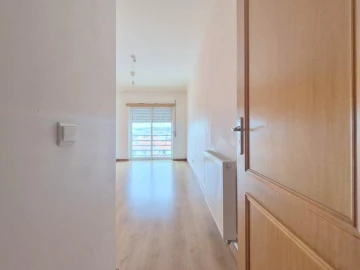 Apartamento T2 para Venda em Laranjeiro e Feijó