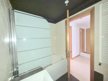 Apartamento T2 para Venda em Laranjeiro e Feijó