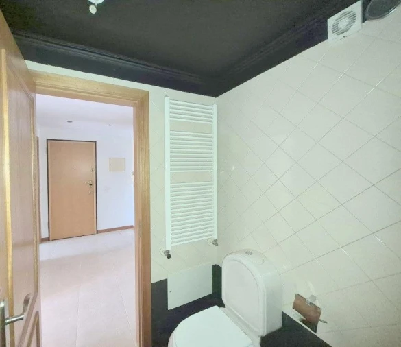Apartamento T2 para Venda em Laranjeiro e Feijó Foto 19