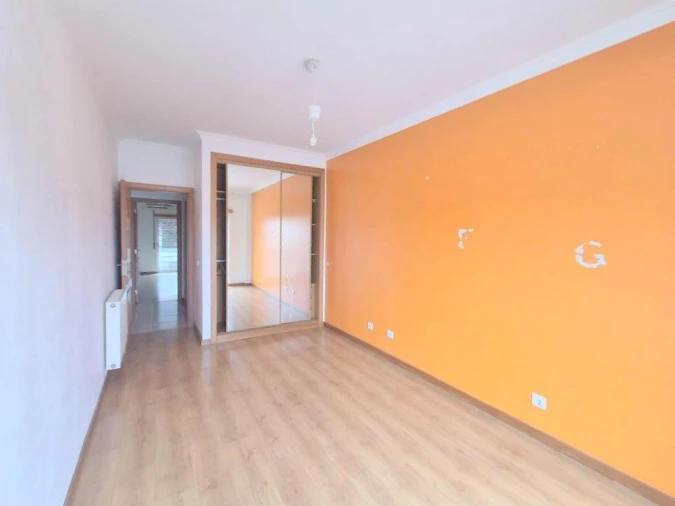 Apartamento T2 para Venda em Laranjeiro e Feijó Foto 8